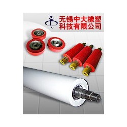 我們是無錫中大橡塑科技有限公司，我們供應流延機硅膠輥。