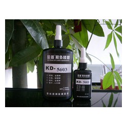 可以粘PC有哪些膠水，PC與玻璃該怎么粘，玻璃粘PC膠水