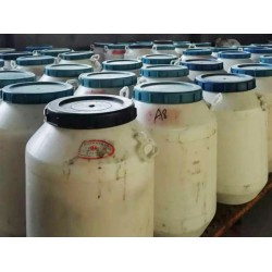 廣西水泥發(fā)泡母料，哪兒能買到新品水泥發(fā)泡保溫板母料