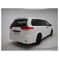豐田 塞納二手車(chē)廠家 上哪能買(mǎi)到專業(yè)的豐田塞納二手車(chē)