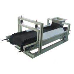 大傾角皮帶輸送機供應(yīng)，搶手的定量給料機昊建電子供應(yīng)
