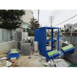 選購(gòu)專業(yè)的油煙凈化設(shè)備就選南寧綠城環(huán)保設(shè)備，商用油煙機(jī)