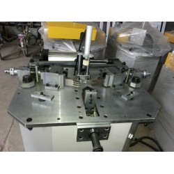 新型升降式氣動組角機(jī)|質(zhì)量認(rèn)證，放心購買