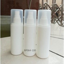 供應(yīng)100ML醫(yī)藥消毒液瓶、醫(yī)藥噴霧瓶、帶大蓋噴瓶、液體瓶