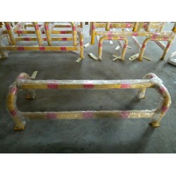 供應(yīng)山東高壓管道保護(hù)圍欄廠家直銷，高壓管道保護(hù)圍欄加工