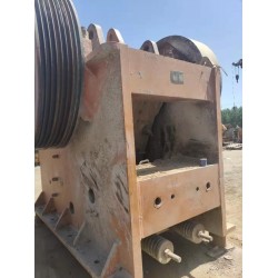 二手912顎式破碎機(jī)整套設(shè)備低價處理