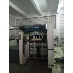 二手1080全自動(dòng)平壓平模切機(jī)，全自動(dòng)啤機(jī)