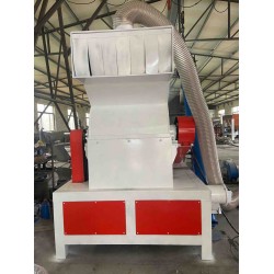 A鄭州水泥發(fā)泡防火門(mén)芯板廢料粉碎機(jī)設(shè)備廠