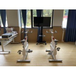 心理VR運動宣泄心理器材智能動感單車減壓系統(tǒng)心理器材